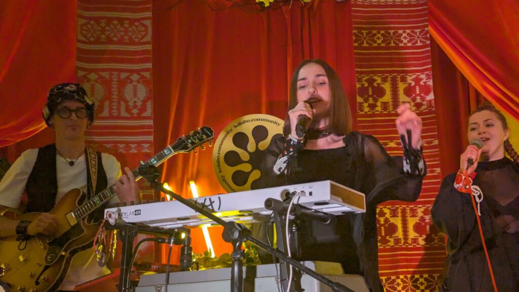 Vidana Kolabo Community Radykalny Relaks